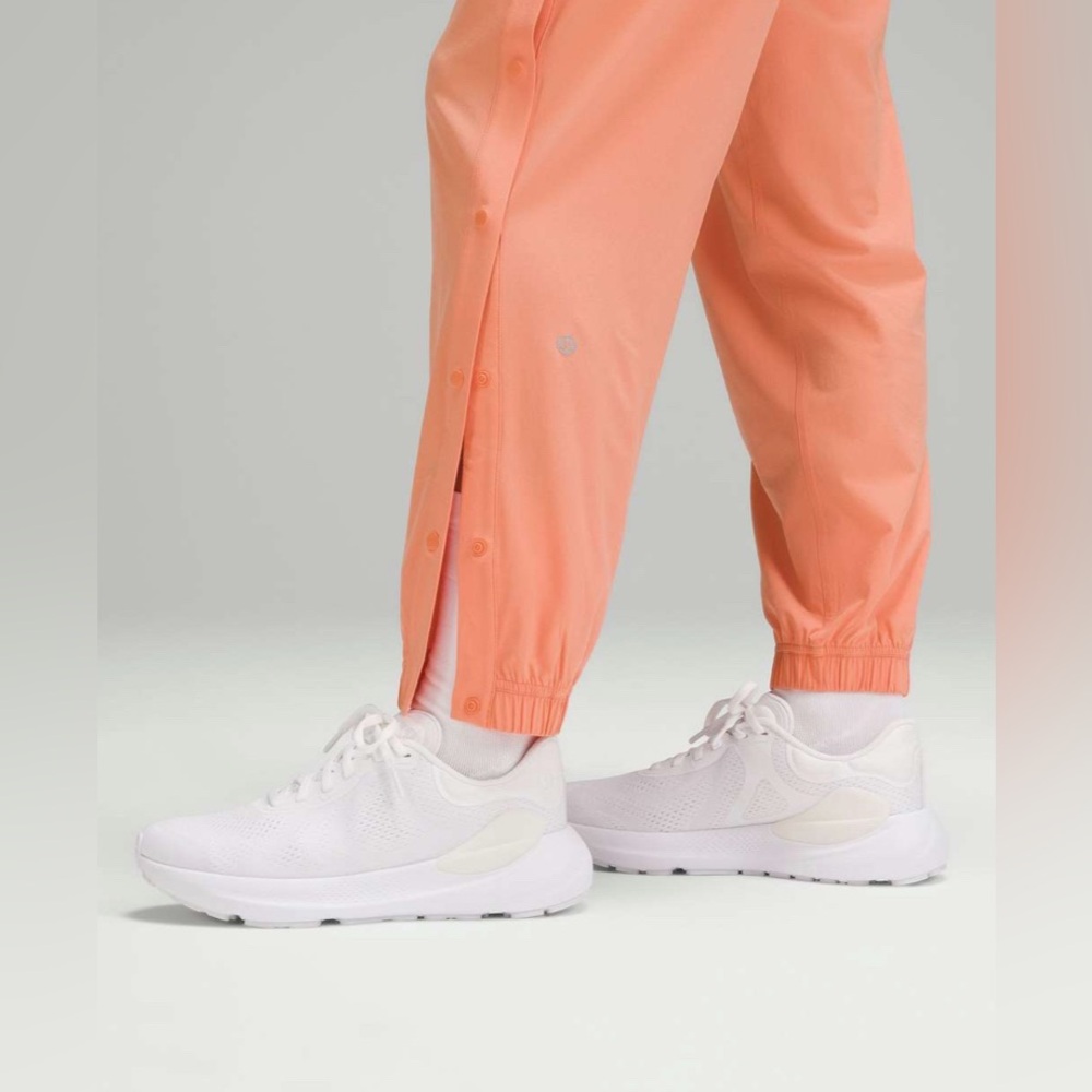 Lululemon🍋 Tear-Away Mid-Rise Track Pant* Coral Kiss size 12 - Picture 2 of 6